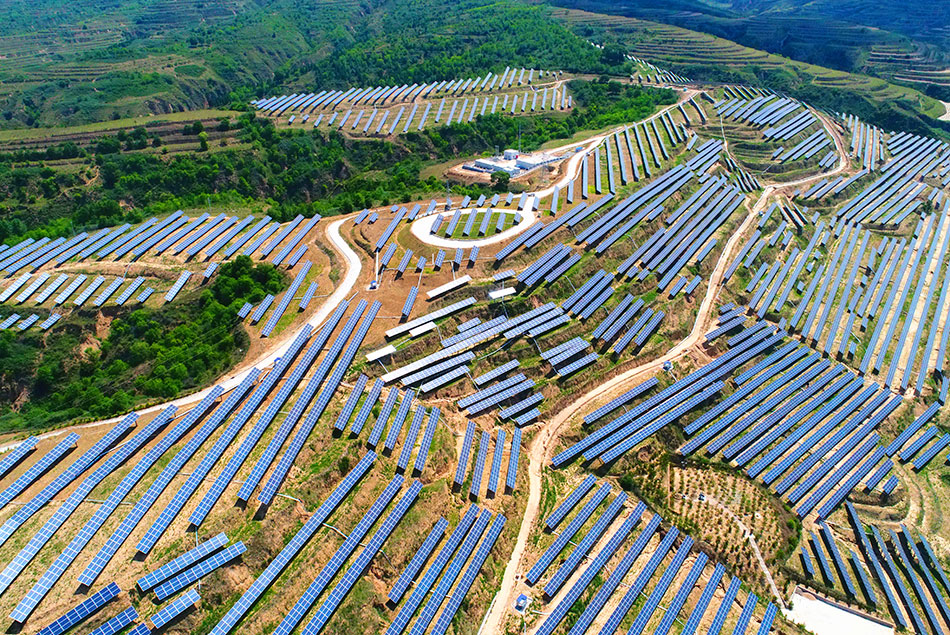 苟岚县人口_岚县地图