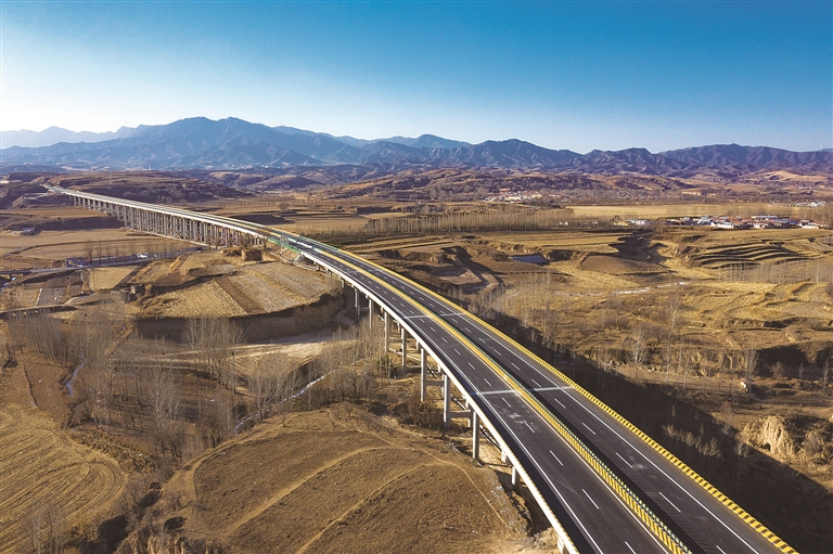 静乐丰润至兴县黑峪口高速公路全线建成