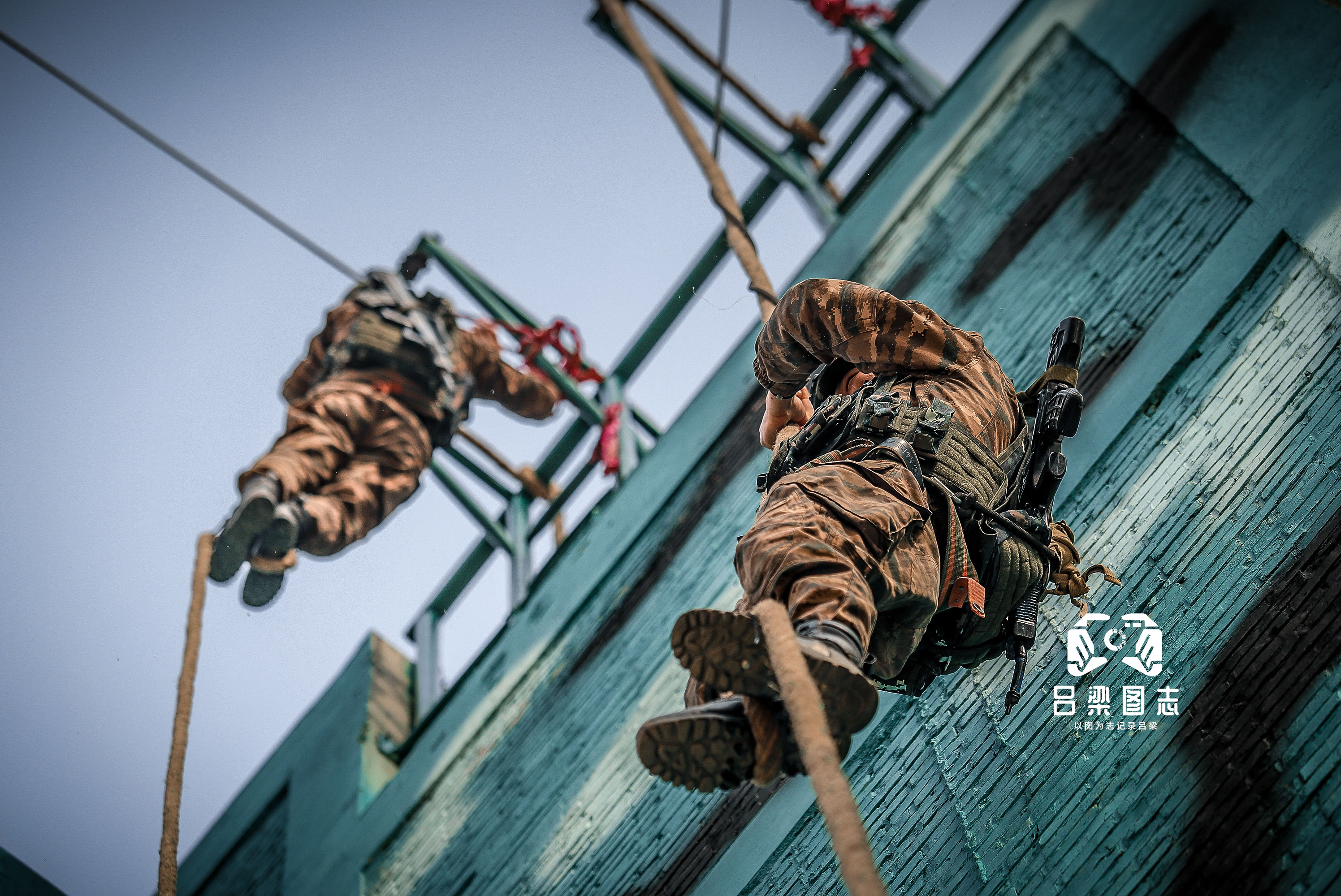 聚焦武警特战队员实战化训练精彩瞬间