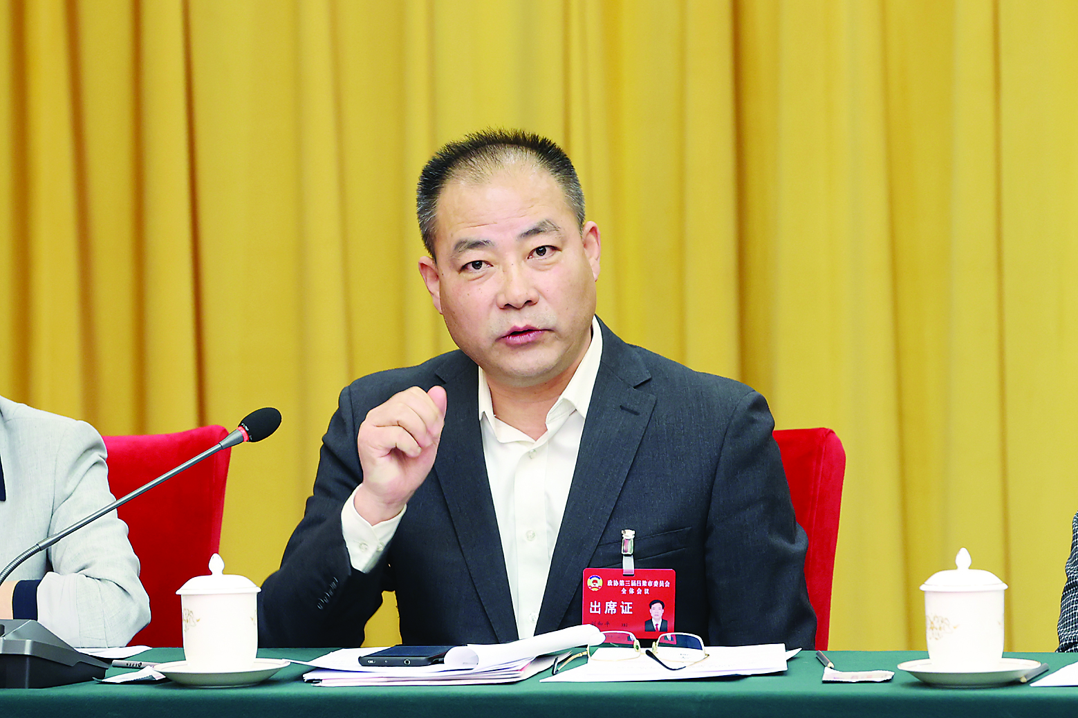 刘亮亮 侯利军 摄